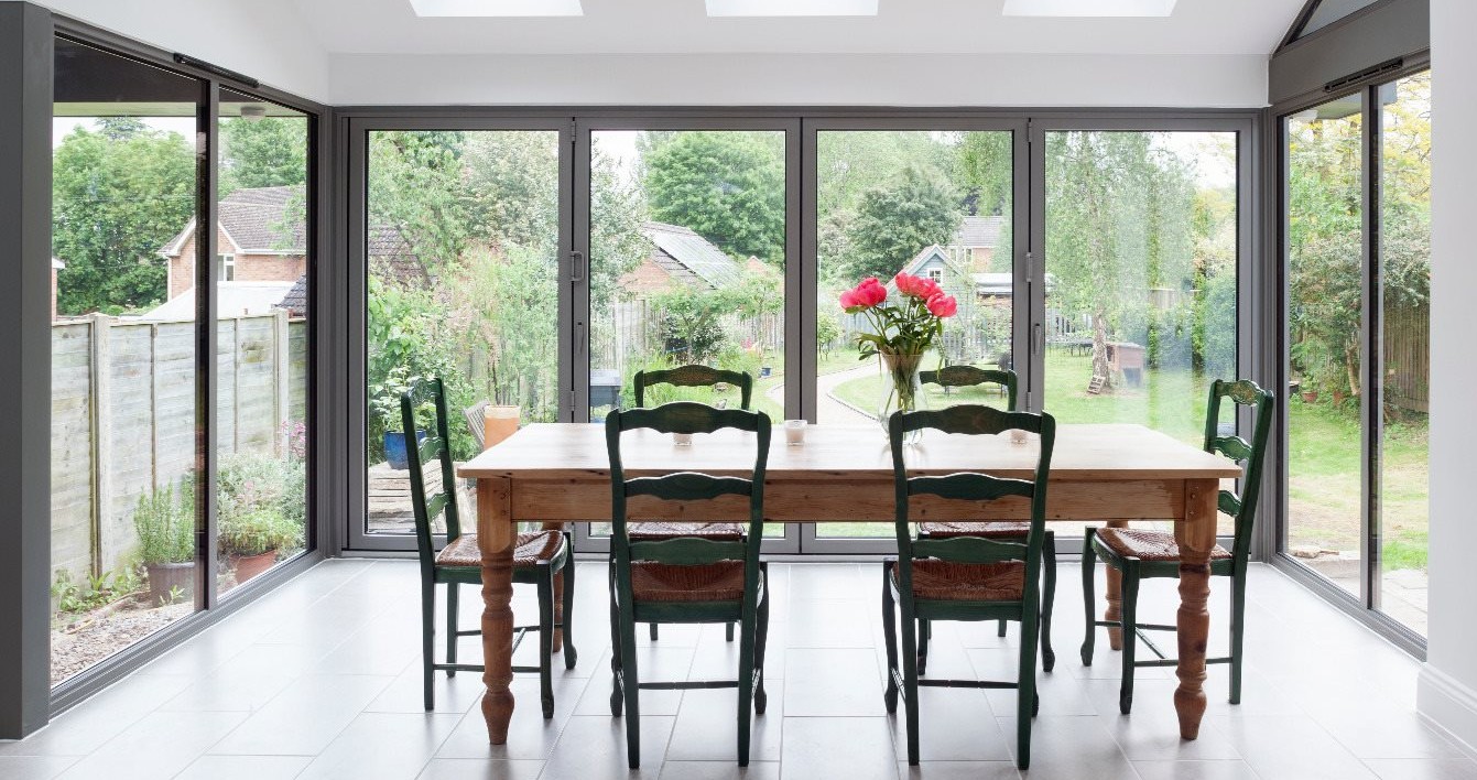 byfolding doors kingsnowe